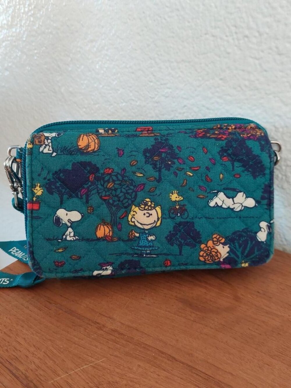Vera Bradley Peanuts Fall Meadow RFID All in One Crossbody Bag Wallet Snoopy Tea